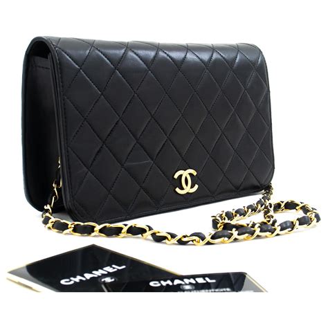 chanel in pelle nera matelasse usata|Borsa tote CHANEL Matelasse pelle di agnello vintage catena .